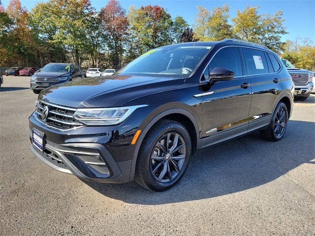 2022 Volkswagen Tiguan SE