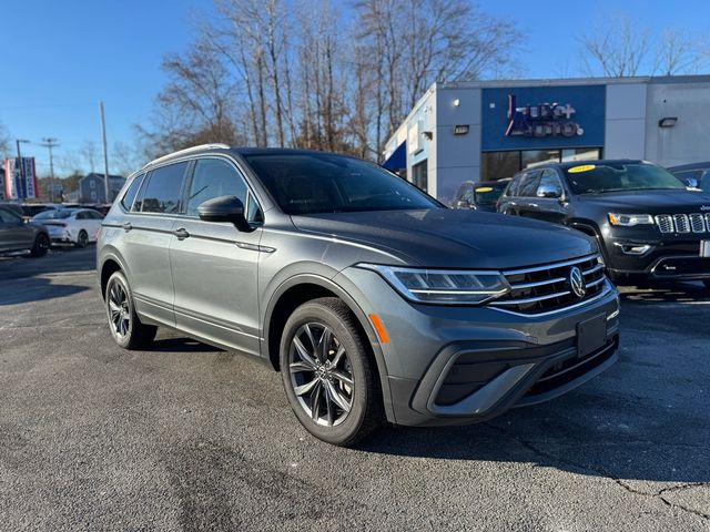 2022 Volkswagen Tiguan SE