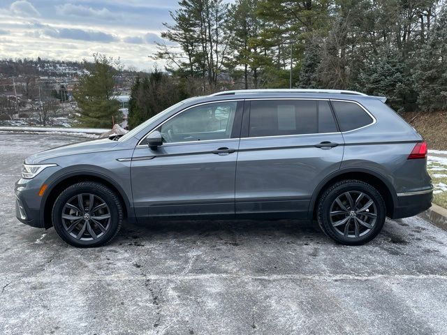 2022 Volkswagen Tiguan SE