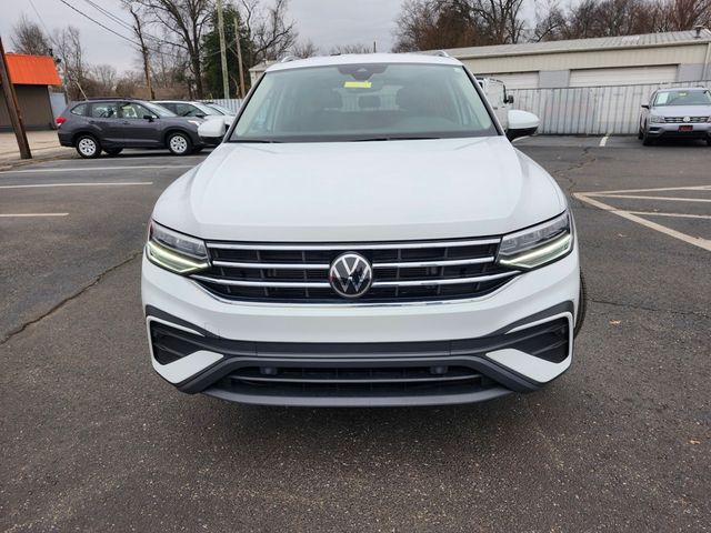 2022 Volkswagen Tiguan SE