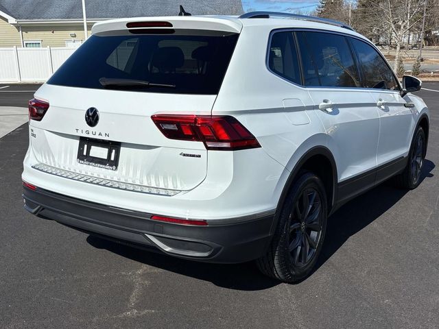 2022 Volkswagen Tiguan SE