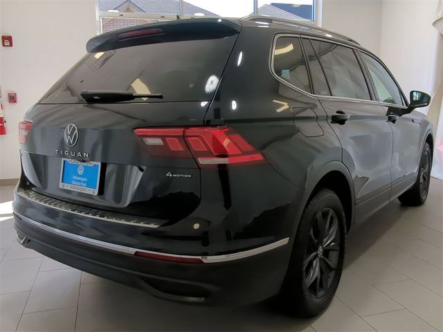 2022 Volkswagen Tiguan SE