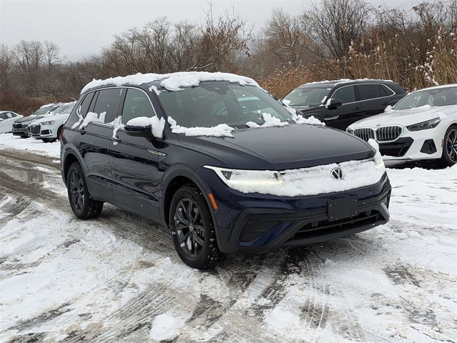 2022 Volkswagen Tiguan SE