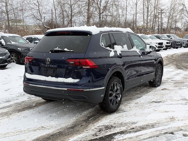 2022 Volkswagen Tiguan SE