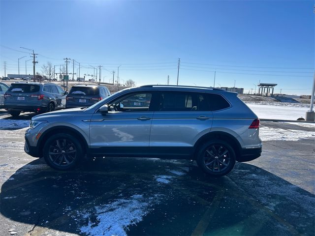 2022 Volkswagen Tiguan SE