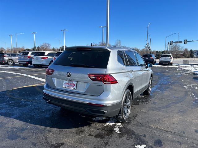 2022 Volkswagen Tiguan SE