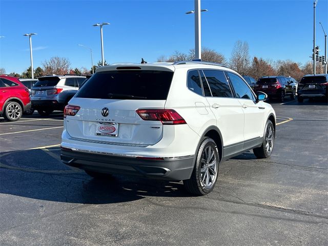 2022 Volkswagen Tiguan SE