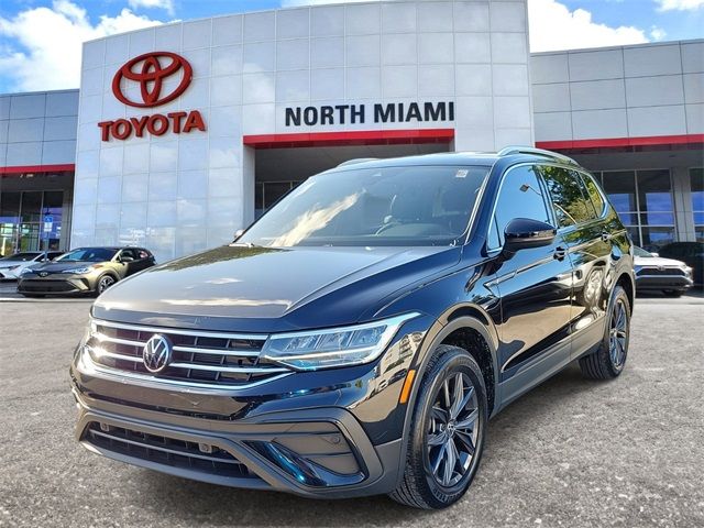 2022 Volkswagen Tiguan SE