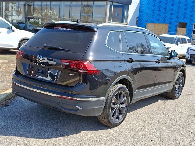 2022 Volkswagen Tiguan SE