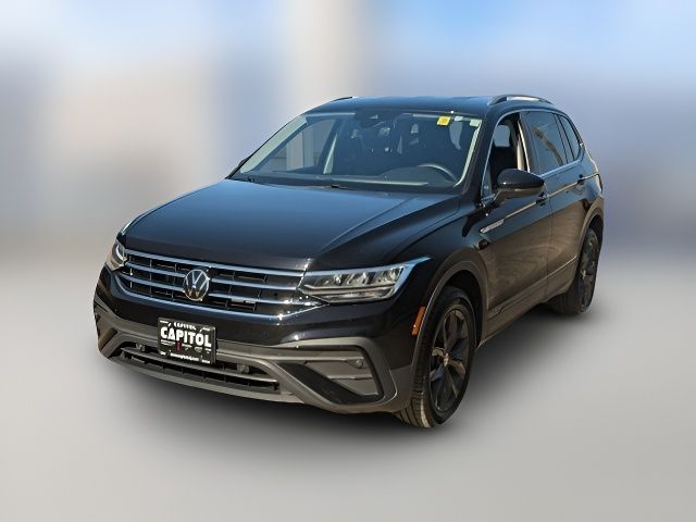 2022 Volkswagen Tiguan SE