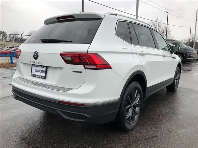 2022 Volkswagen Tiguan SE