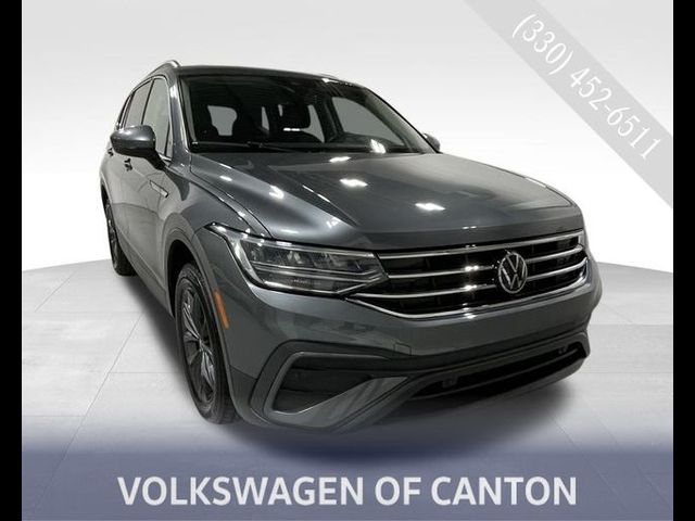 2022 Volkswagen Tiguan SE