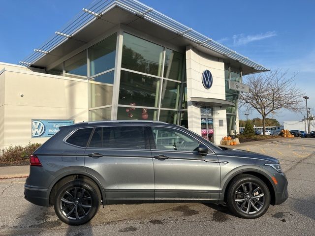 2022 Volkswagen Tiguan SE