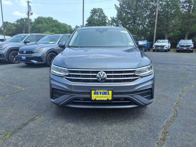 2022 Volkswagen Tiguan SE