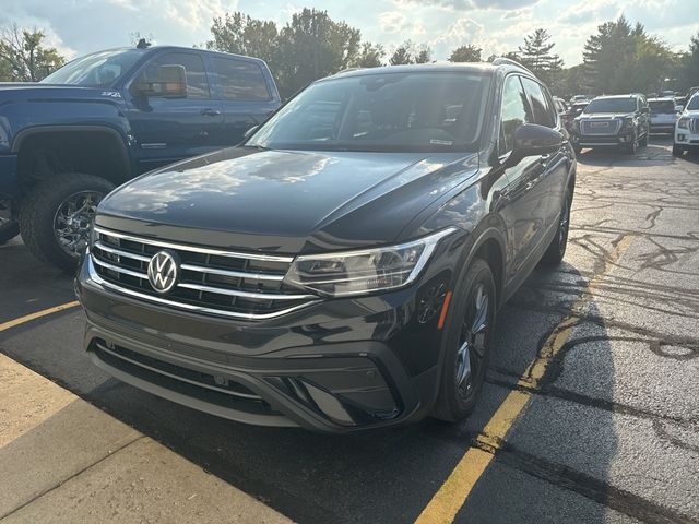 2022 Volkswagen Tiguan SE