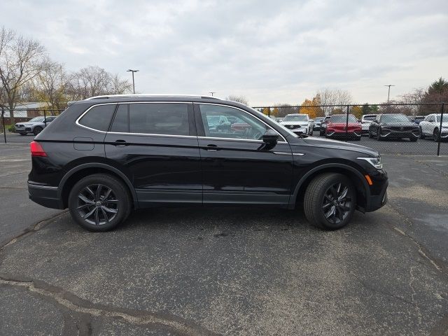 2022 Volkswagen Tiguan SE