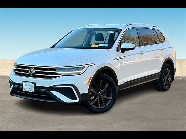 2022 Volkswagen Tiguan SE