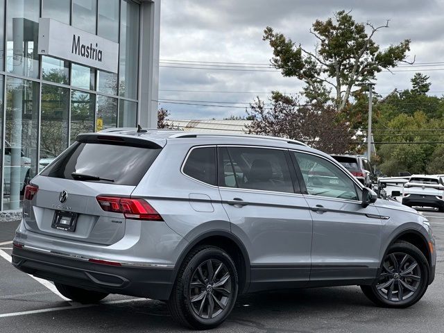 2022 Volkswagen Tiguan SE