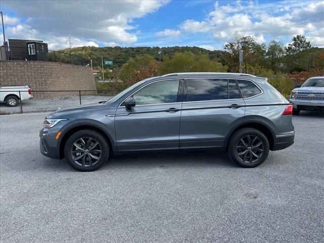 2022 Volkswagen Tiguan SE