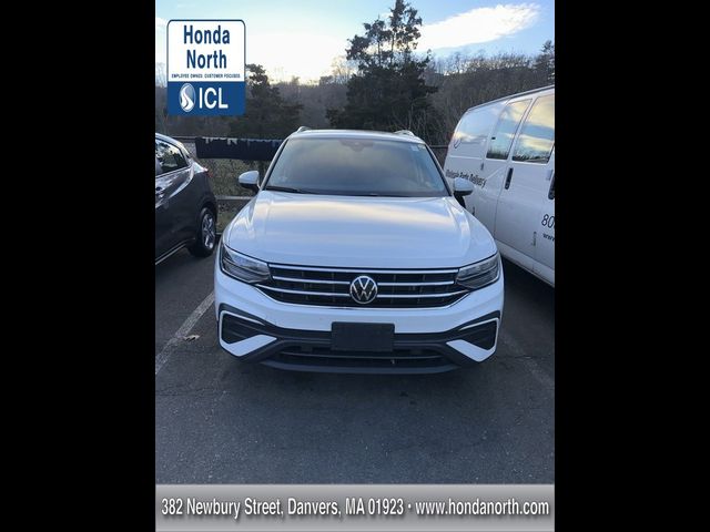 2022 Volkswagen Tiguan SE