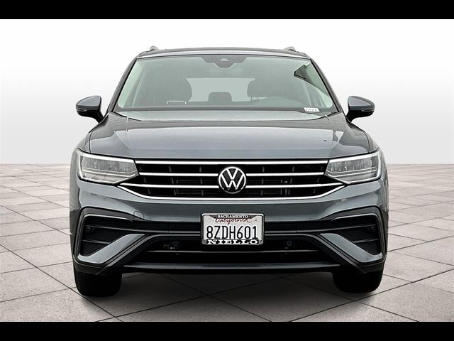 2022 Volkswagen Tiguan SE