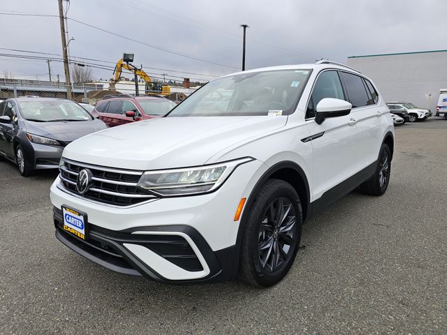 2022 Volkswagen Tiguan SE