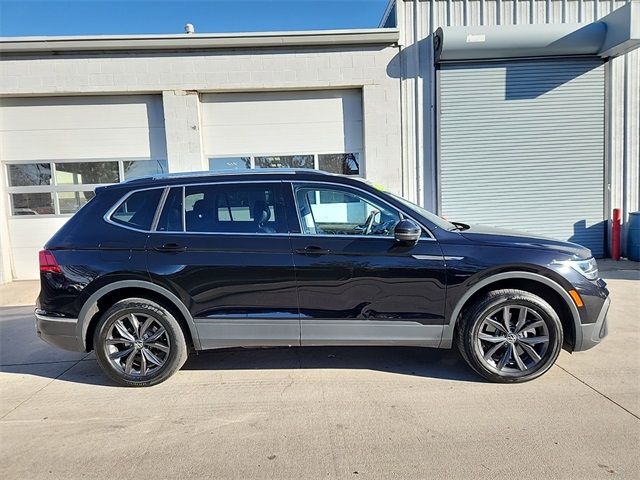 2022 Volkswagen Tiguan SE