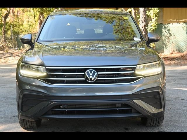 2022 Volkswagen Tiguan SE