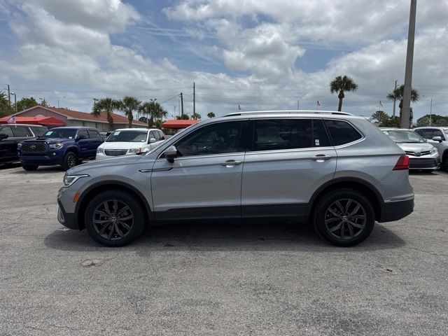 2022 Volkswagen Tiguan SE