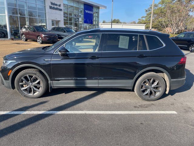 2022 Volkswagen Tiguan SE