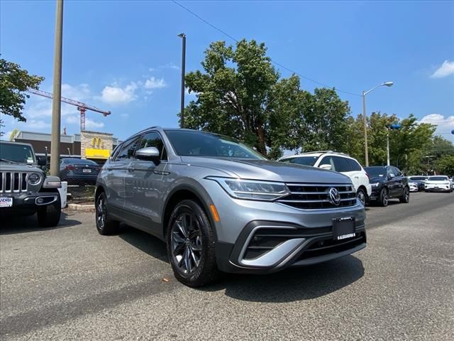 2022 Volkswagen Tiguan SE