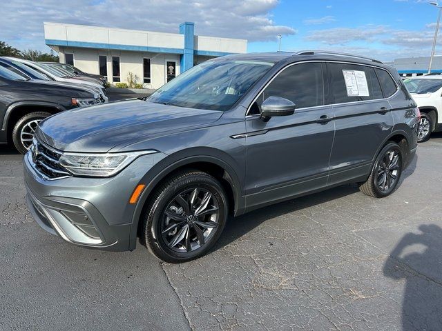 2022 Volkswagen Tiguan SE