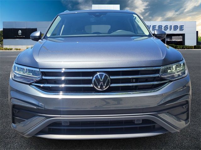 2022 Volkswagen Tiguan SE