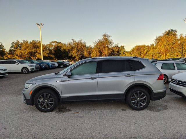 2022 Volkswagen Tiguan SE