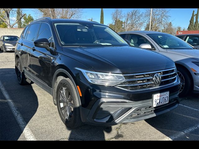 2022 Volkswagen Tiguan SE