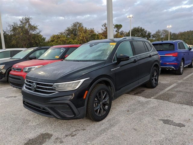 2022 Volkswagen Tiguan SE