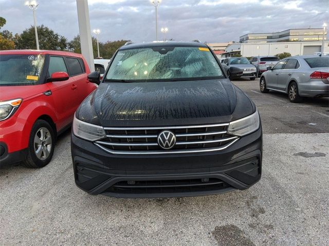 2022 Volkswagen Tiguan SE