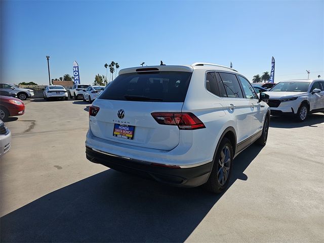 2022 Volkswagen Tiguan SE