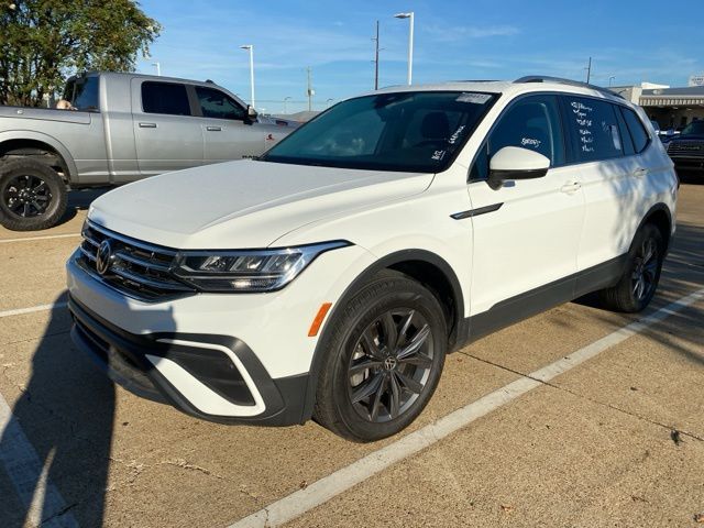 2022 Volkswagen Tiguan SE