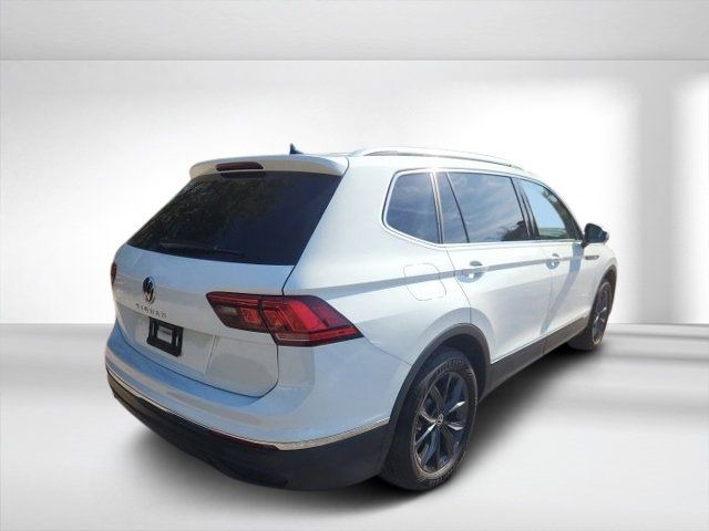 2022 Volkswagen Tiguan SE