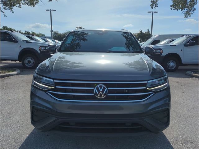 2022 Volkswagen Tiguan SE