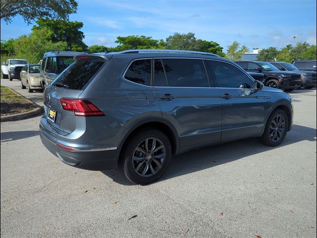 2022 Volkswagen Tiguan SE