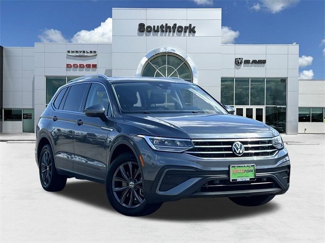 2022 Volkswagen Tiguan SE