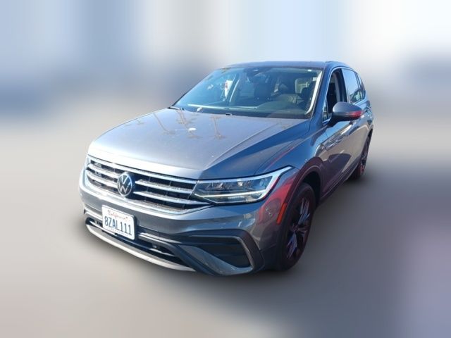 2022 Volkswagen Tiguan SE