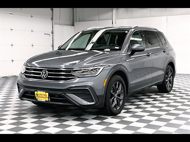 2022 Volkswagen Tiguan SE