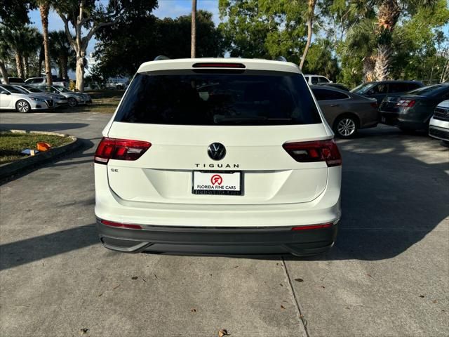 2022 Volkswagen Tiguan SE