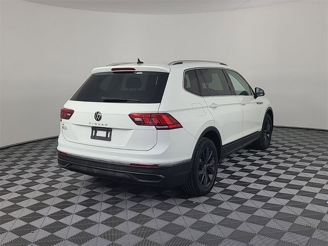 2022 Volkswagen Tiguan SE