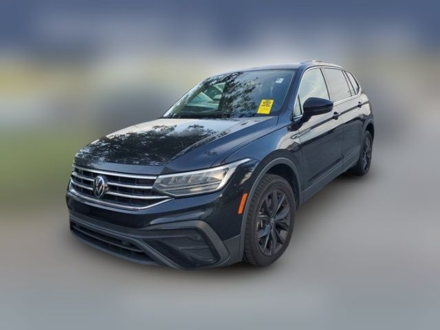 2022 Volkswagen Tiguan SE