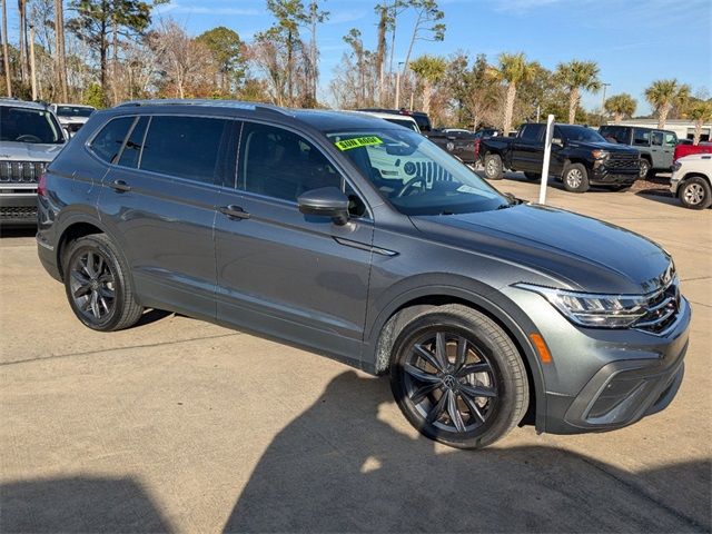 2022 Volkswagen Tiguan SE