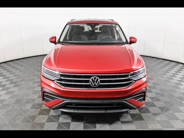 2022 Volkswagen Tiguan SE